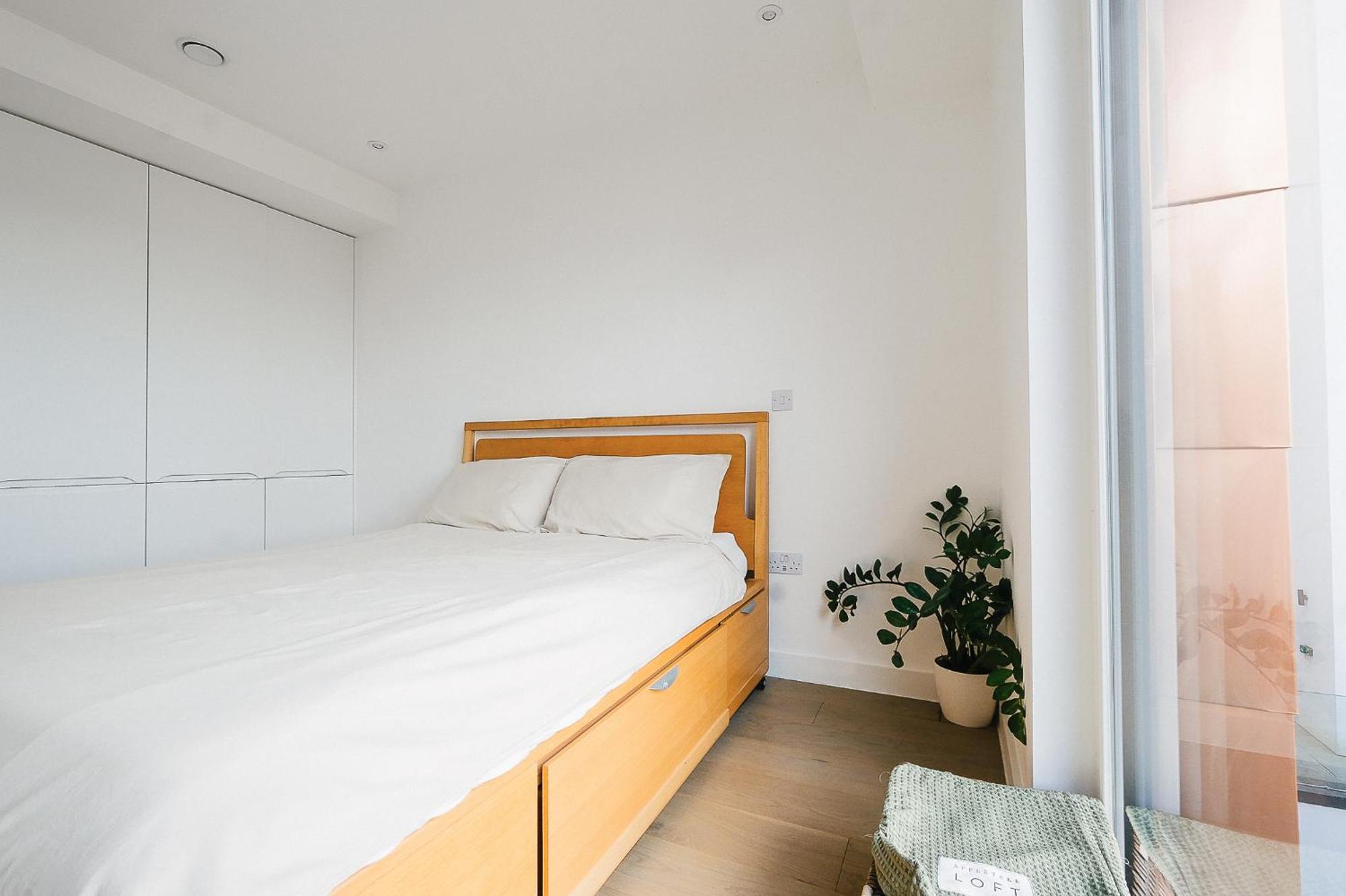 Apartment Poets Corner London